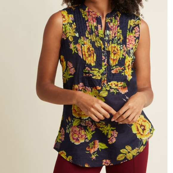 Magazine Tops - Modcloth Navy floral sleeveless tunic tank
